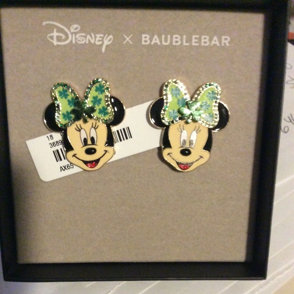Minnie St. Patrick’s Day Earrings